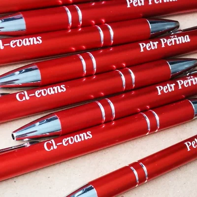 Propiska s vlastním textem, nebo jménem