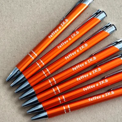 Propiska s vlastním textem, nebo jménem