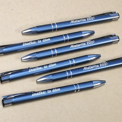 Propiska s vlastním textem, značená na dvou stranách