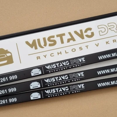 Rámeček registrační značky (SPZ)