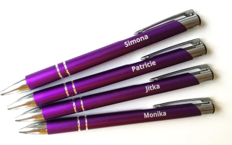 Propisky s vlastním textem